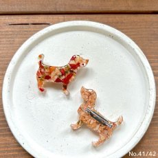 今回はゴールドの金具を使用しております。